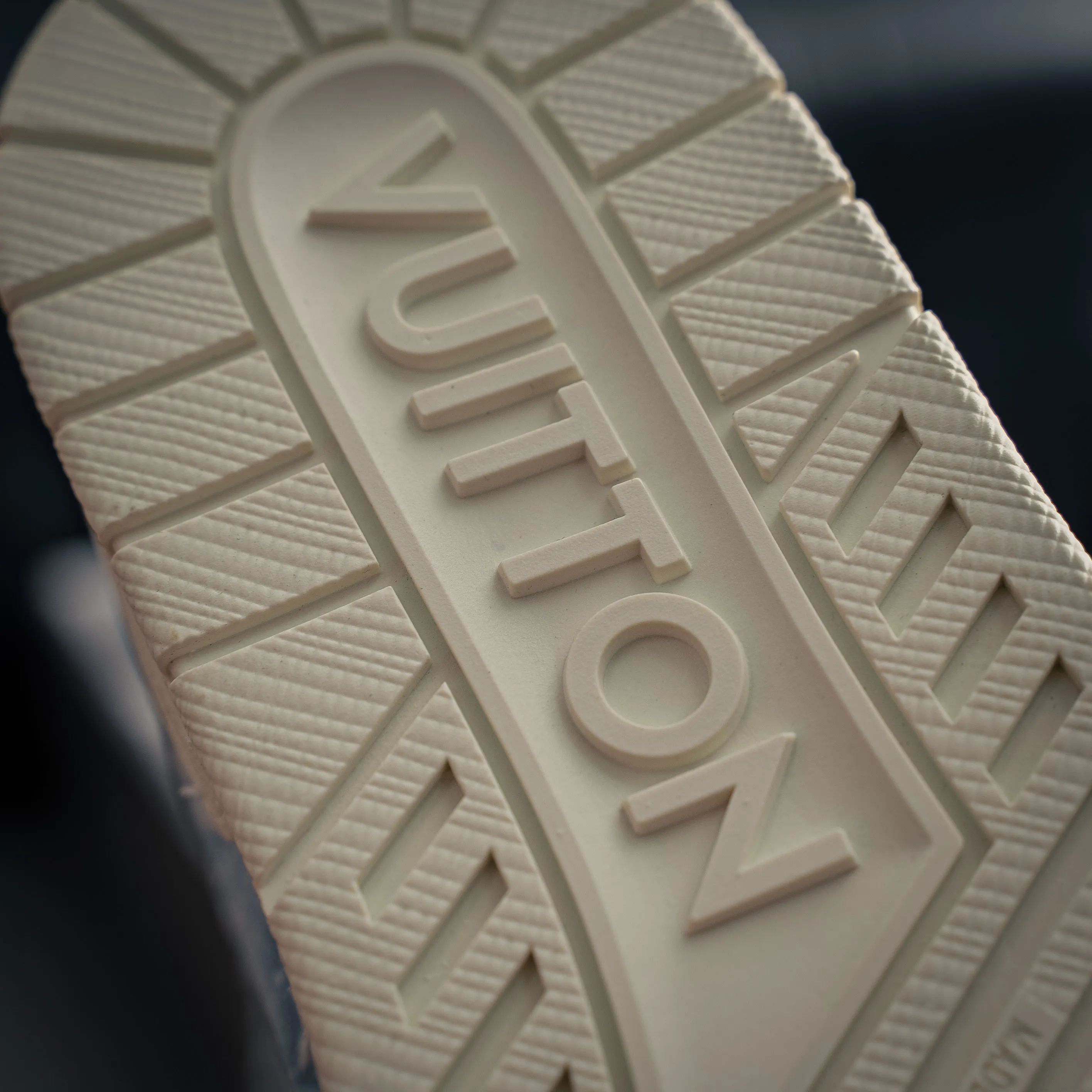 【L 2 】 Premium LV Classic New Arrival ✦ 1:1 ， ， ✦ Cowhide Leather Shoes ， LOGO ✦ + ，